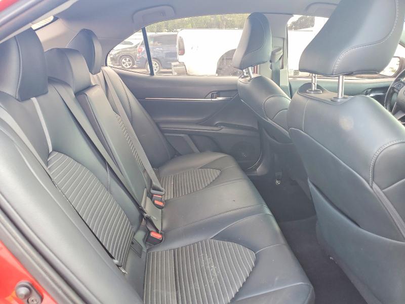 Auction sale of the 2019 Toyota Camry, vin: 4T1B11HKXKU177096, lot number: 52916476