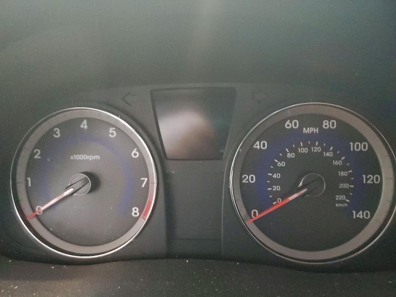 52931426 :رقم المزاد ، KMHCT5AE8HU326625 vin ، 2017 Hyundai Accent مزاد بيع