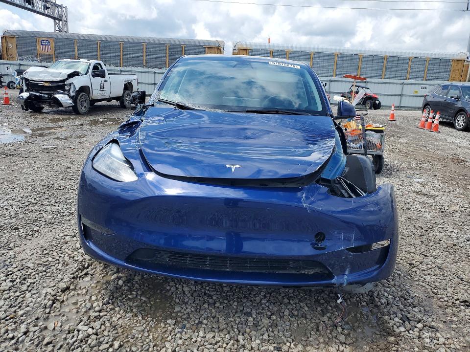 Продажа на аукционе авто 2023 Tesla Model Y, vin: 7SAYGDEEXPF703856, номер лота: 51875276