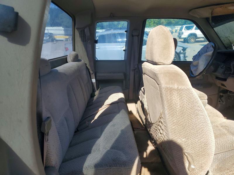 1998 Chevrolet Gmt-400 მანქანა იყიდება აუქციონზე, vin: 2GCEC19RXW1215242, აუქციონის ნომერი: 52412276