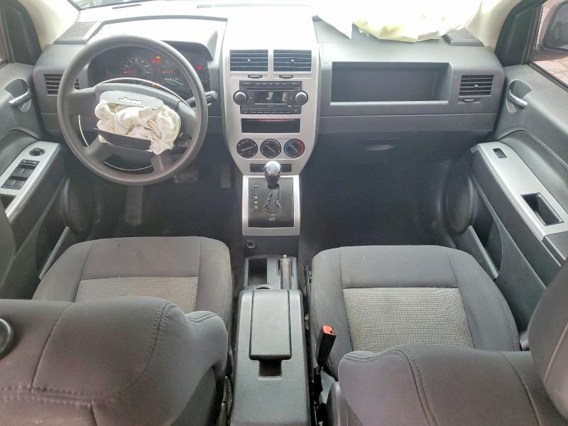 52471546 :رقم المزاد ، 1J8FT47058D783358 vin ، 2008 Jeep Compass مزاد بيع