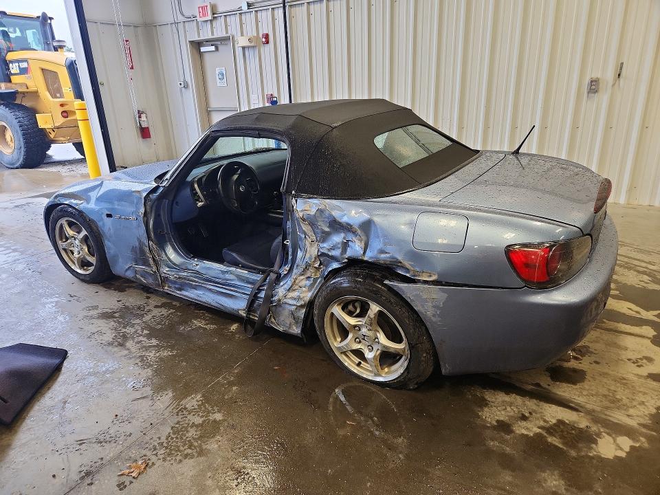 53692576 :رقم المزاد ، JHMAP11472T002562 vin ، 2002 Honda S 2000 مزاد بيع