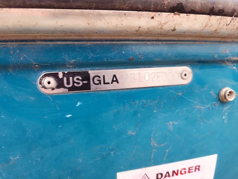 Auction sale of the 2000 Glastron Boat, vin: GLA23102E000, lot number: 53849486