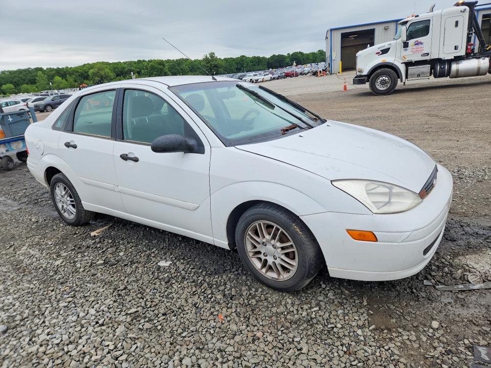 2000 Ford Focus მანქანა იყიდება აუქციონზე, vin: 1FAHP383XYW262315, აუქციონის ნომერი: 52224756