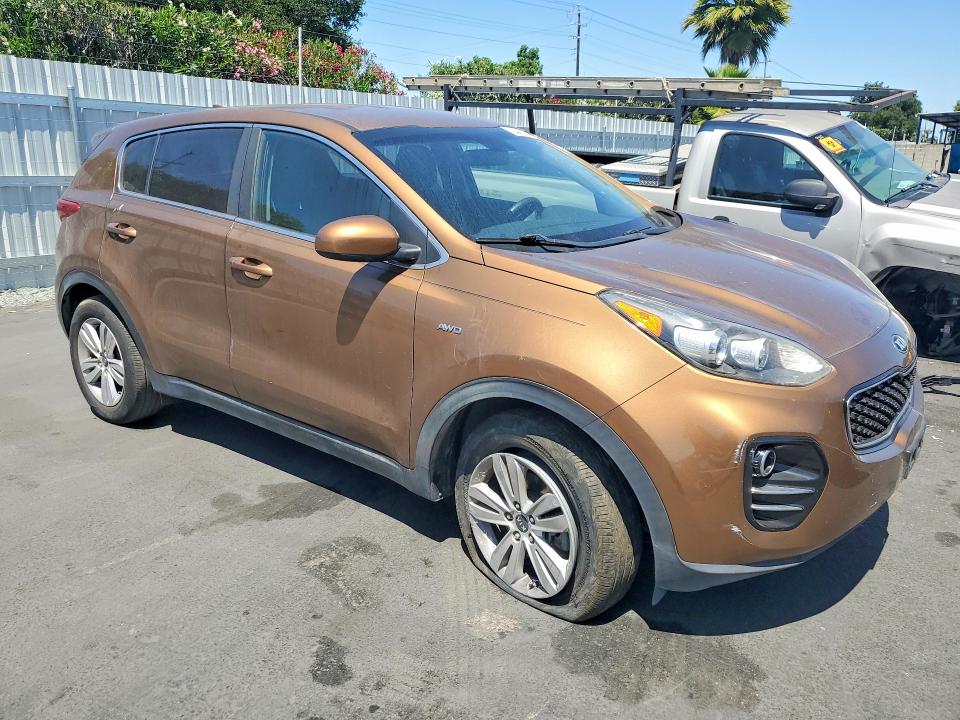 2017 Kia Sportage მანქანა იყიდება აუქციონზე, vin: KNDPMCAC4H7104300, აუქციონის ნომერი: 54451476