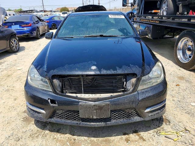 2014 Mercedes-benz C მანქანა იყიდება აუქციონზე, vin: WDDGF4HB3EG249441, აუქციონის ნომერი: 51883936