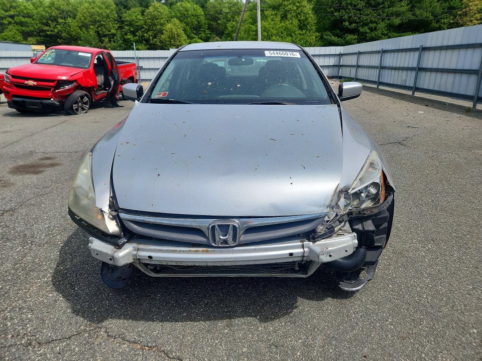 2006 Honda Accord მანქანა იყიდება აუქციონზე, vin: 1HGCM56386A128894, აუქციონის ნომერი: 54466016