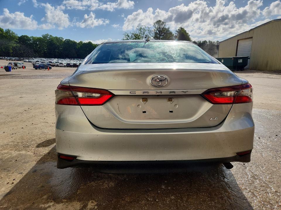2021 Toyota Camry მანქანა იყიდება აუქციონზე, vin: 4T1C11AK1MU468801, აუქციონის ნომერი: 51724876