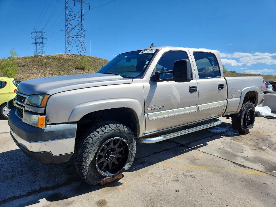 53011296 :رقم المزاد ، 1GCHK23D66F180825 vin ، 2006 Chevrolet Silverado مزاد بيع