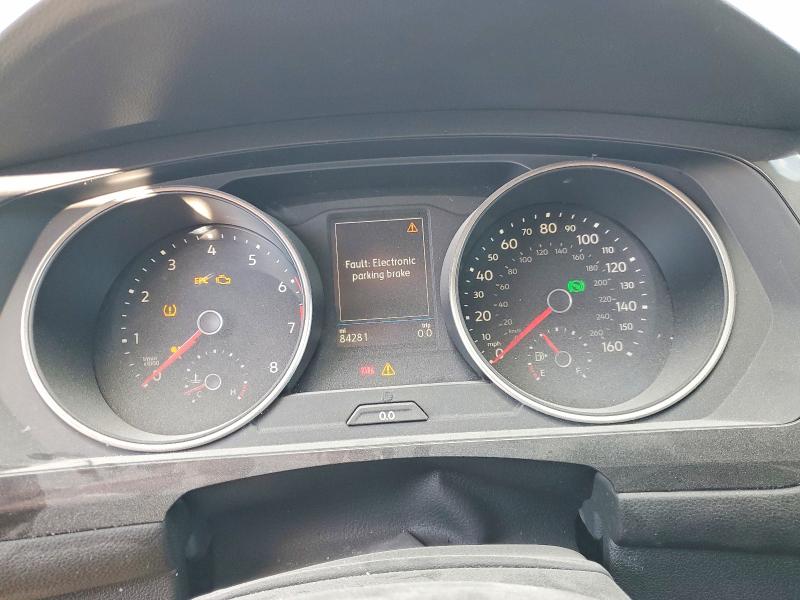 52711706 :رقم المزاد ، 3VV1B7AXXJM075808 vin ، 2018 Volkswagen Tiguan مزاد بيع