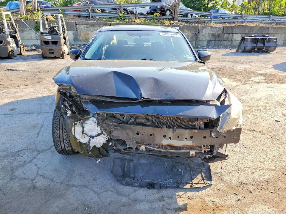 2016 Mazda 3 მანქანა იყიდება აუქციონზე, vin: JM1BM1V71G1310882, აუქციონის ნომერი: 54051936