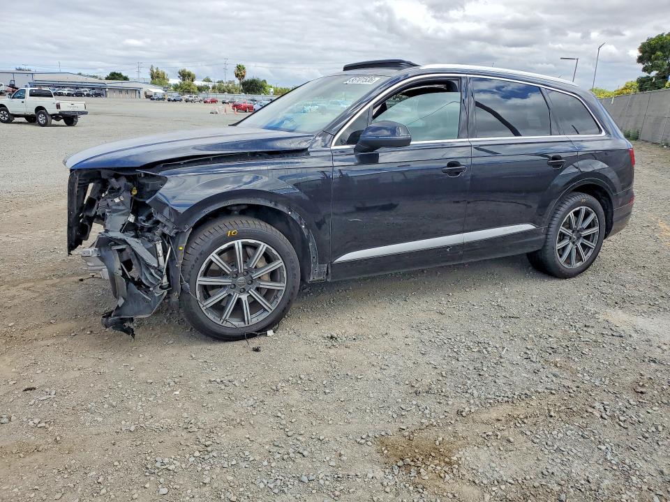 2017 Audi Q7 მანქანა იყიდება აუქციონზე, vin: WA1LAAF73HD014557, აუქციონის ნომერი: 55101536