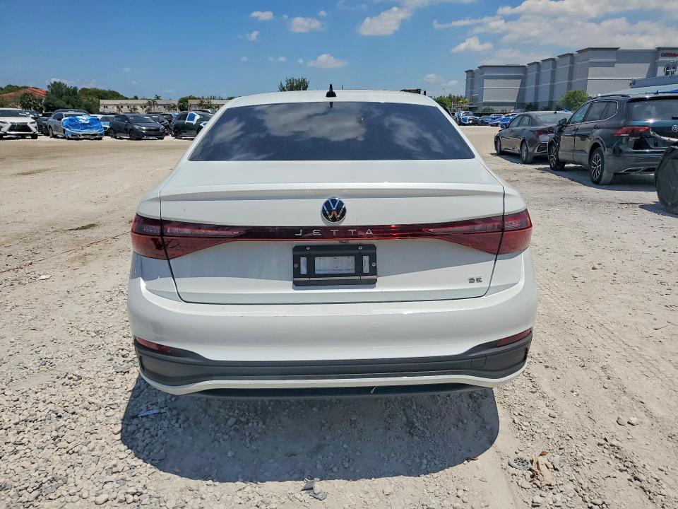 Продажа на аукционе авто 2025 Volkswagen Jetta, vin: 3VW7X7BU4SM088406, номер лота: 52188136