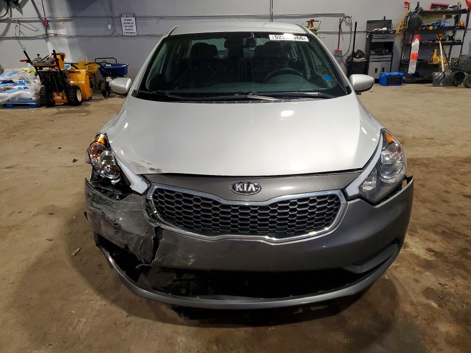 2016 Kia Forte მანქანა იყიდება აუქციონზე, vin: KNAFK4A63G5462500, აუქციონის ნომერი: 52825966