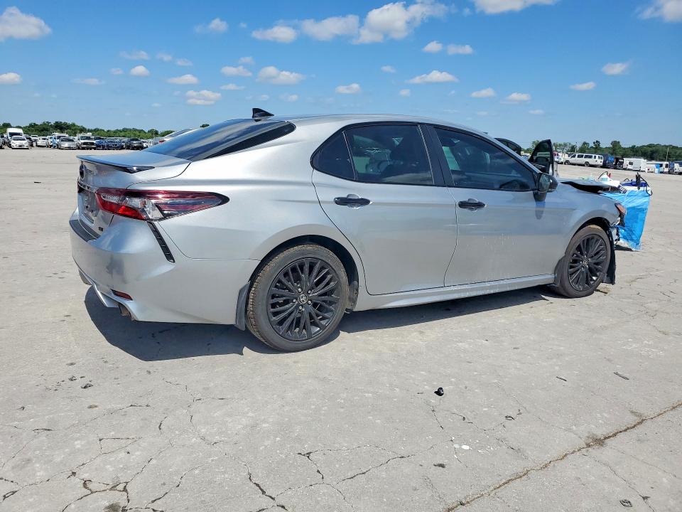52369176 :رقم المزاد ، 4T1G11AK9NU024665 vin ، 2022 Toyota Camry مزاد بيع