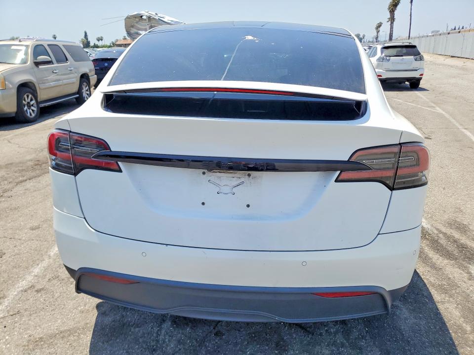 Продажа на аукционе авто 2022 Tesla Model X, vin: 7SAXCBE52NF329946, номер лота: 54851896