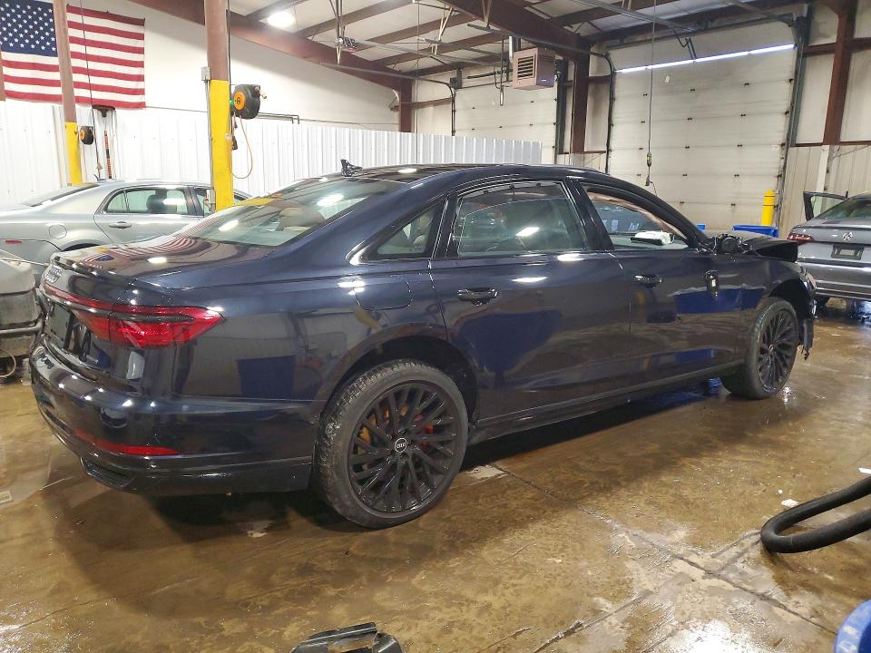 Продажа на аукционе авто 2021 Audi A8, vin: WAU8HAF83MN008405, номер лота: 52472566