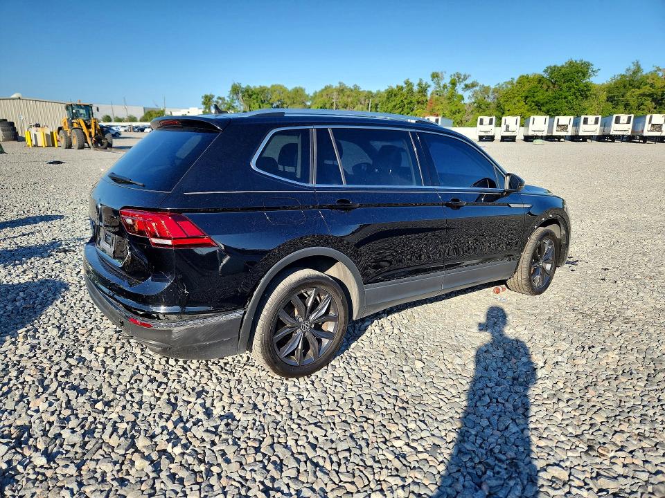 Продаж на аукціоні авто 2022 Volkswagen Tiguan, vin: 3VV3B7AX3NM154672, номер лоту: 53932986