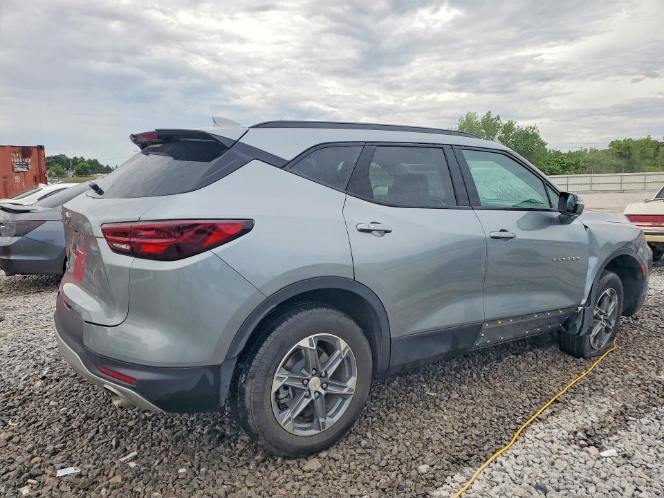 Продажа на аукционе авто 2024 Chevrolet Blazer, vin: 3GNKBDR47RS181899, номер лота: 52669536