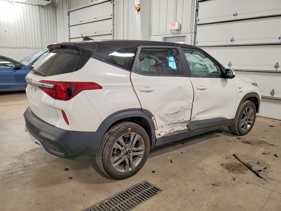 Продаж на аукціоні авто 2023 Kia Seltos, vin: KNDEPCAA4P7433428, номер лоту: 52449766