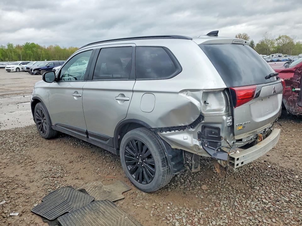 52994086 :رقم المزاد ، JA4AZ3A30LZ030873 vin ، 2020 Mitsubishi Outlander مزاد بيع