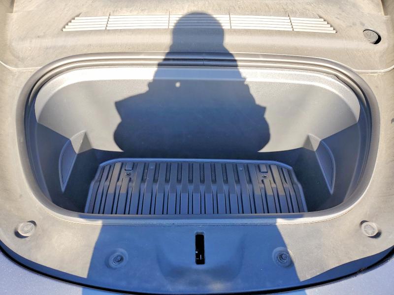 2024 Tesla Model Y მანქანა იყიდება აუქციონზე, vin: 7SAYGDEE9RF988973, აუქციონის ნომერი: 52968676