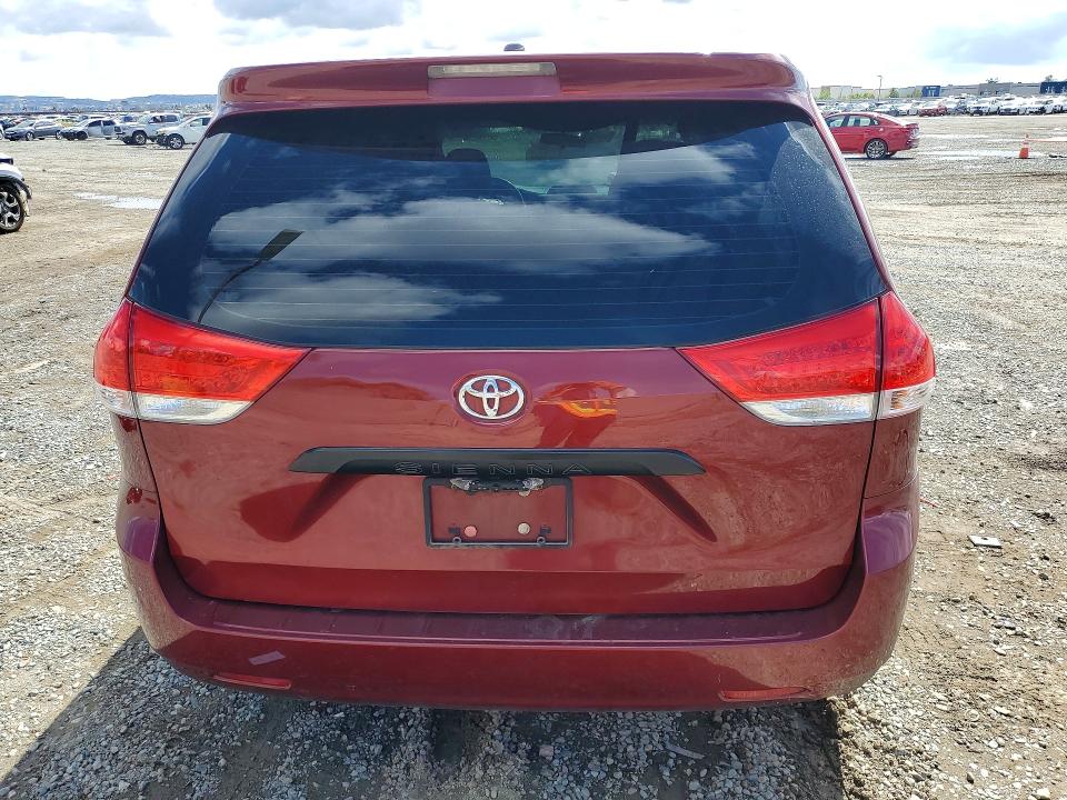 2013 Toyota Sienna მანქანა იყიდება აუქციონზე, vin: 5TDZK3DCXDS387120, აუქციონის ნომერი: 52420386