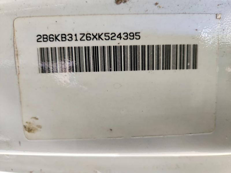 51744926 :رقم المزاد ، 2B6KB31Z6XK524395 vin ، 1999 Dodge Ram Van مزاد بيع