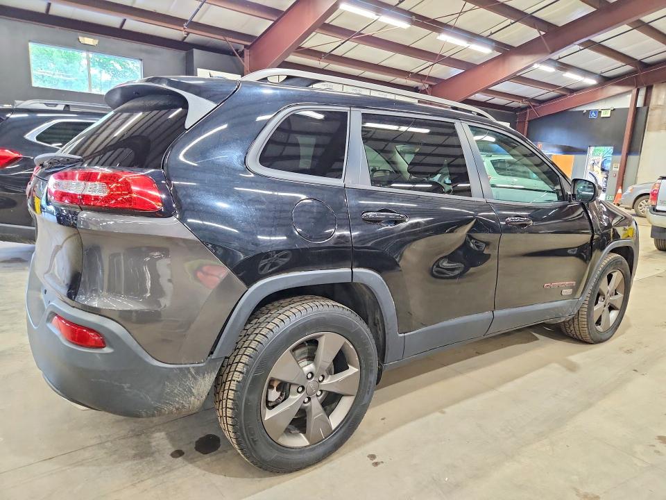 Продаж на аукціоні авто 2017 Jeep Cherokee, vin: 1C4PJMCS9HW545638, номер лоту: 52960986