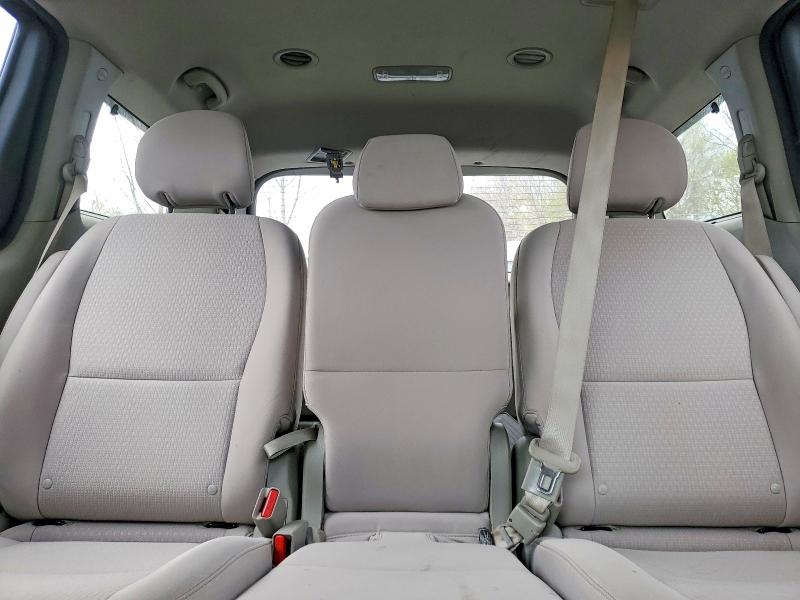51702676 :رقم المزاد ، KNDMB5C19H6259267 vin ، 2017 Kia Sedona مزاد بيع