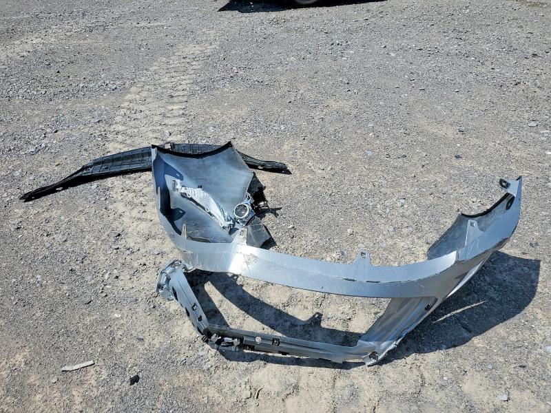 52207556 :رقم المزاد ، 4T4BF1FK3FR493519 vin ، 2015 Toyota Camry مزاد بيع