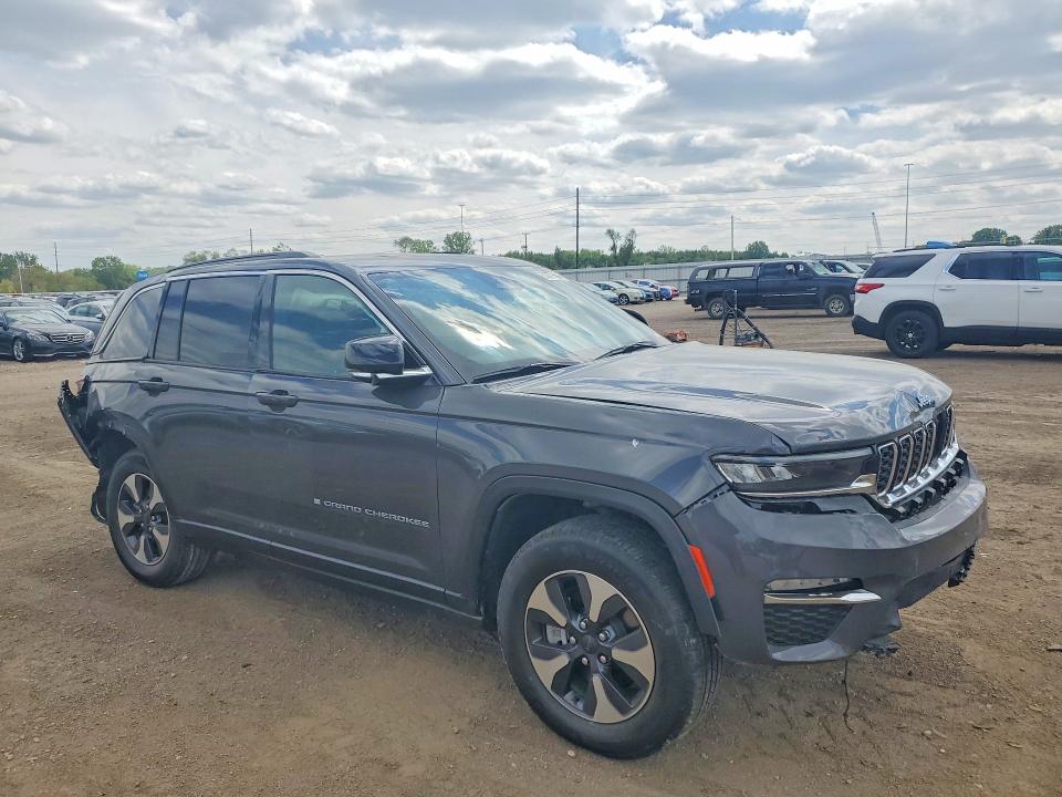Продажа на аукционе авто 2024 Jeep Grand Cherokee, vin: 1C4RJYB6XRC106522, номер лота: 52477386