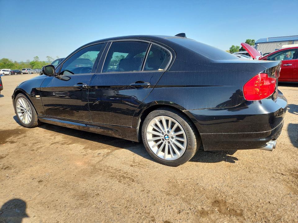 53643266 :رقم المزاد ، WBAPK5G50BNN81090 vin ، 2011 Bmw 328 مزاد بيع