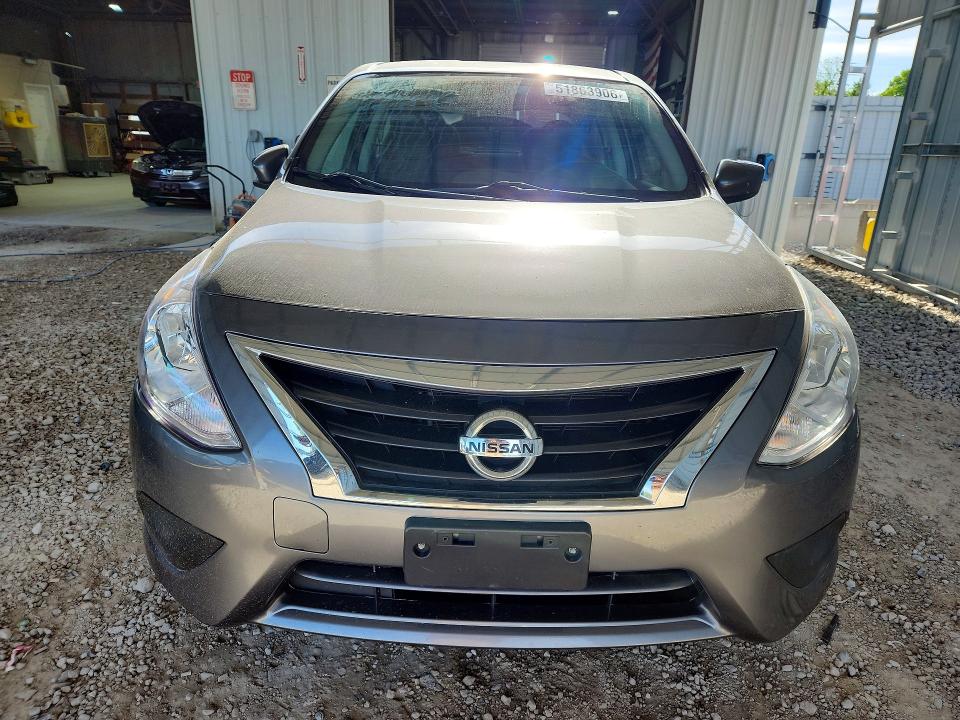 51863906 :رقم المزاد ، 3N1CN7AP4KL865033 vin ، 2019 Nissan Versa مزاد بيع