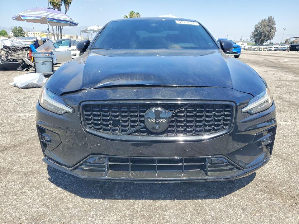 2024 Volvo S60 მანქანა იყიდება აუქციონზე, vin: 7JRL12TH2RG307229, აუქციონის ნომერი: 54376786