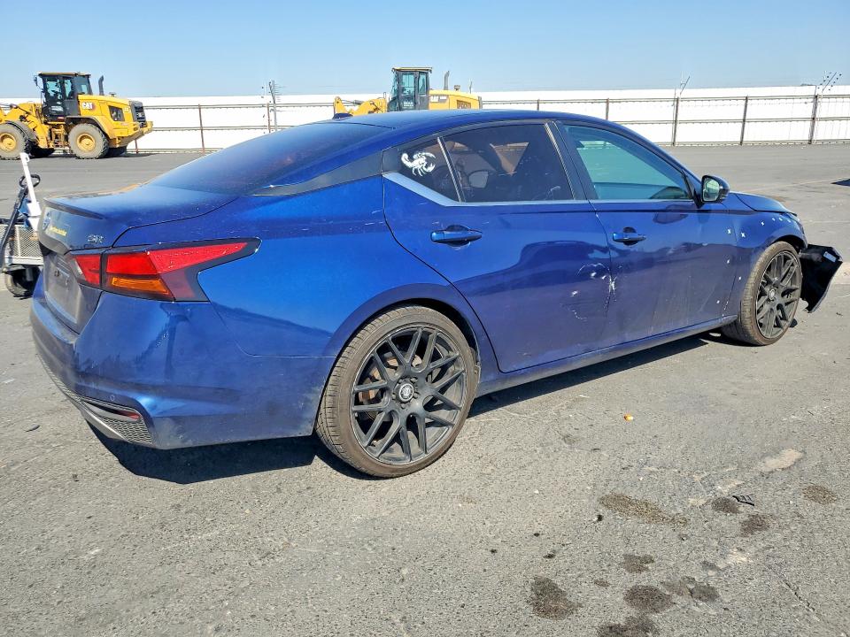 2020 Nissan Altima მანქანა იყიდება აუქციონზე, vin: 1N4BL4CV9LC242504, აუქციონის ნომერი: 52890836