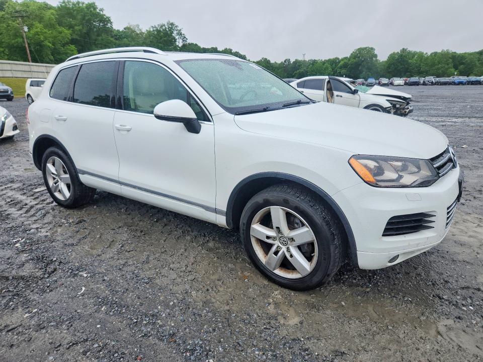 Продажа на аукционе авто 2014 Volkswagen Touareg, vin: WVGEP9BPXED008974, номер лота: 52857146