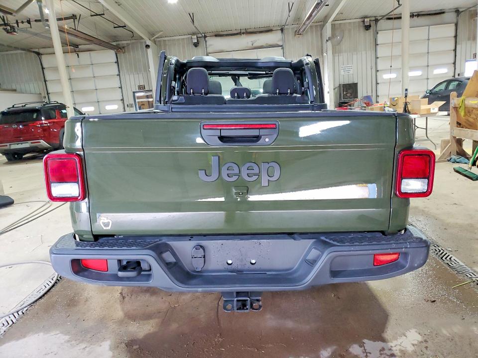 Продажа на аукционе авто 2023 Jeep Gladiator, vin: 1C6HJTAG2PL542231, номер лота: 53581366