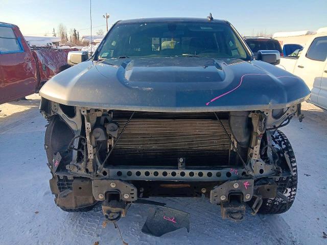 2020 Chevrolet Silverado მანქანა იყიდება აუქციონზე, vin: 3GCUYDED7LG231197, აუქციონის ნომერი: 53793036