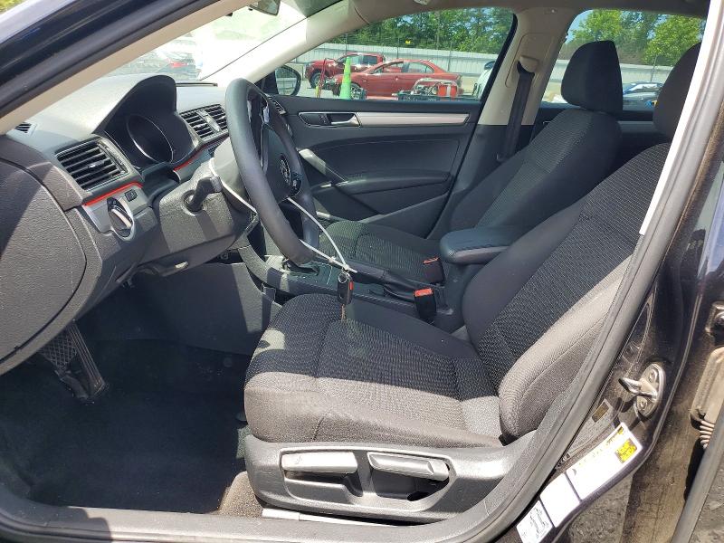 53023396 :رقم المزاد ، 1VWAT7A32HC027866 vin ، 2017 Volkswagen Passat مزاد بيع