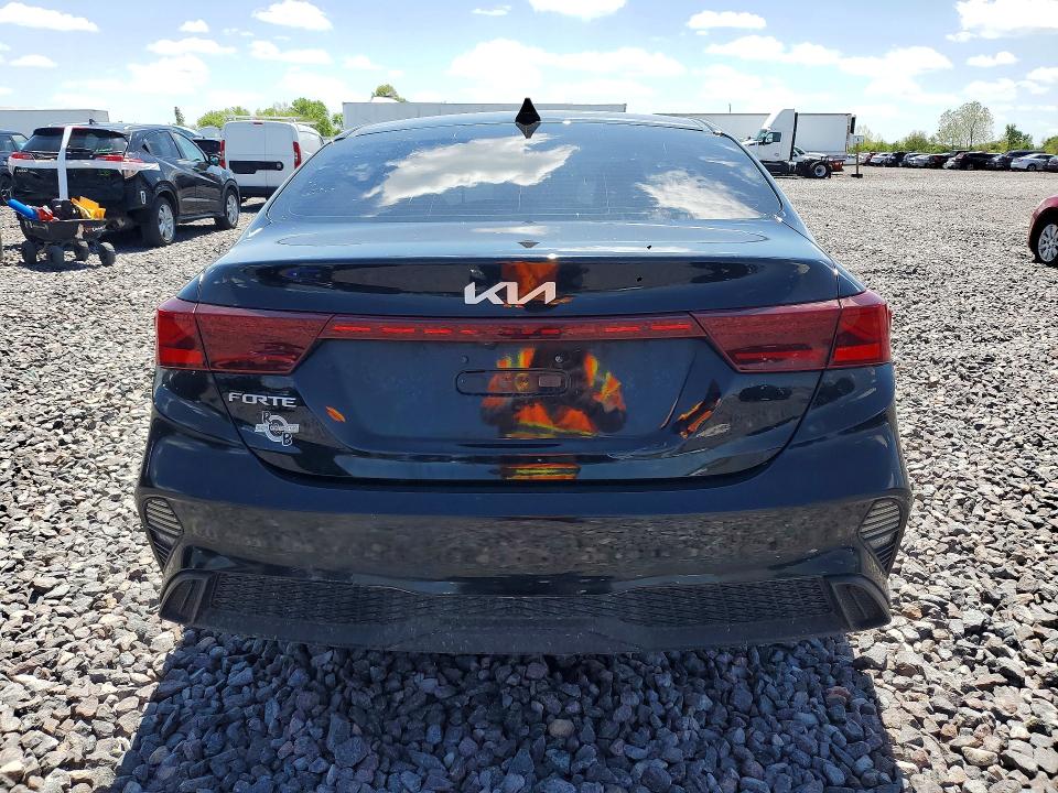 52244326 :رقم المزاد ، 3KPF24AD1NE495613 vin ، 2022 Kia Forte مزاد بيع