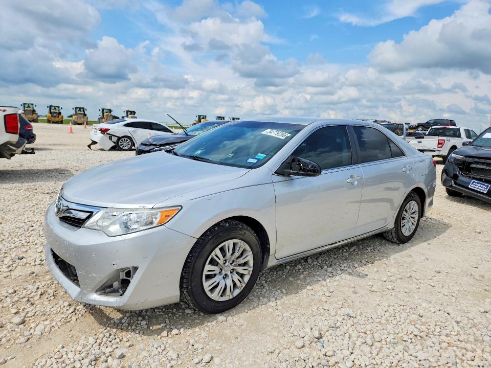 54779266 :رقم المزاد ، 4T1BF1FK6EU759737 vin ، 2014 Toyota Camry مزاد بيع