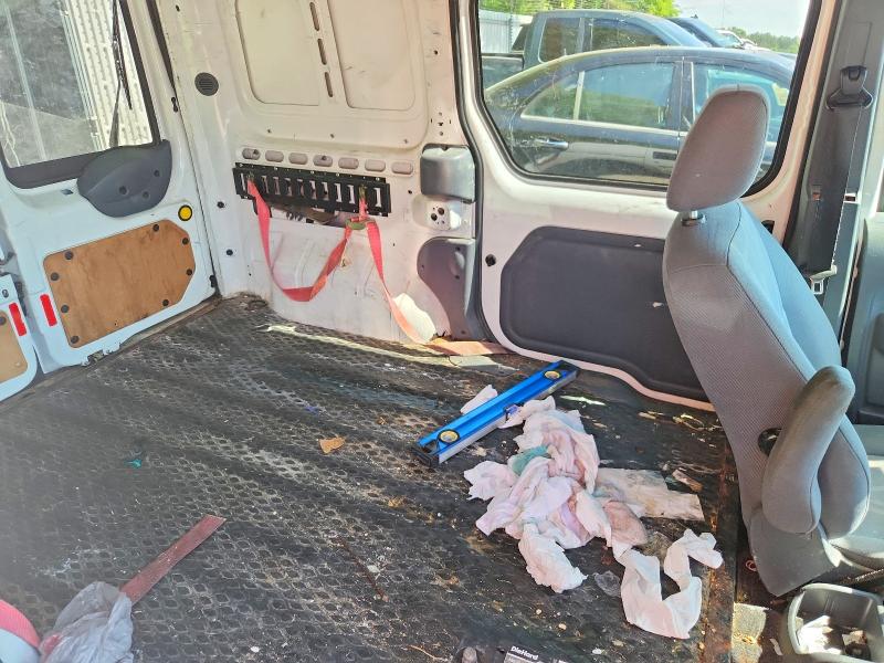 2010 Ford Transit Connect მანქანა იყიდება აუქციონზე, vin: NM0LS6AN5AT017412, აუქციონის ნომერი: 53031346