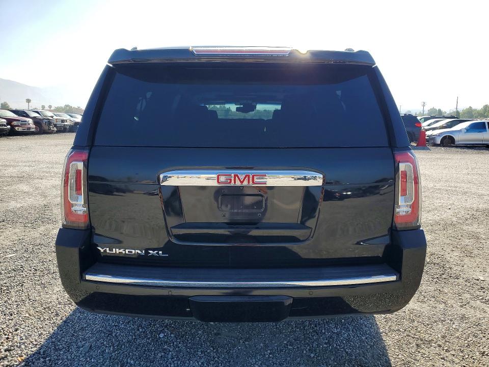 2018 Gmc Yukon Xl მანქანა იყიდება აუქციონზე, vin: 1GKS2HKJ6JR220896, აუქციონის ნომერი: 52931946