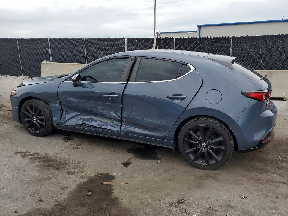 54626816 :رقم المزاد ، JM1BPALL1N1513825 vin ، 2022 Mazda 3 مزاد بيع