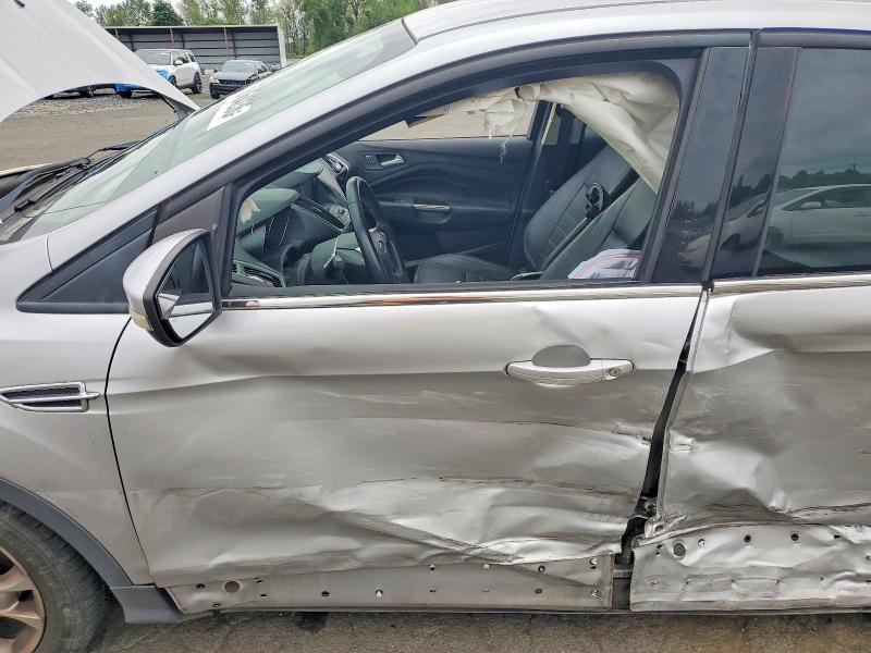 52464236 :رقم المزاد ، 1FMCU9H96DUD71215 vin ، 2013 Ford Escape مزاد بيع