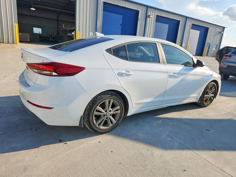 2018 Hyundai Elantra მანქანა იყიდება აუქციონზე, vin: 5NPD84LF2JH306042, აუქციონის ნომერი: 54763026