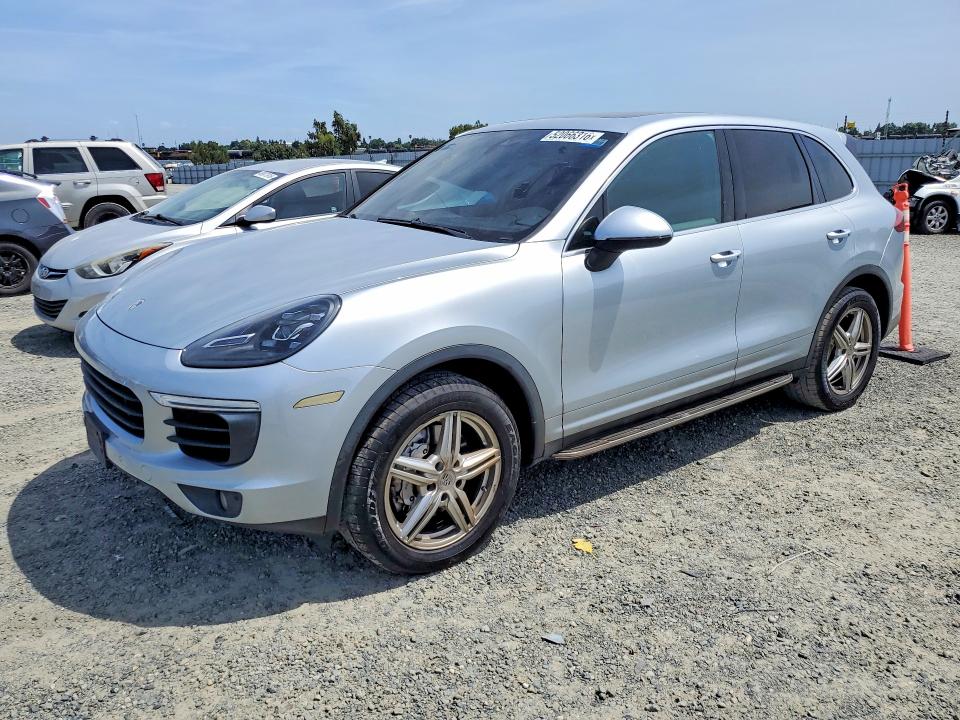 52066316 :رقم المزاد ، WP1AB2A22FLA60118 vin ، 2015 Porsche Cayenne مزاد بيع