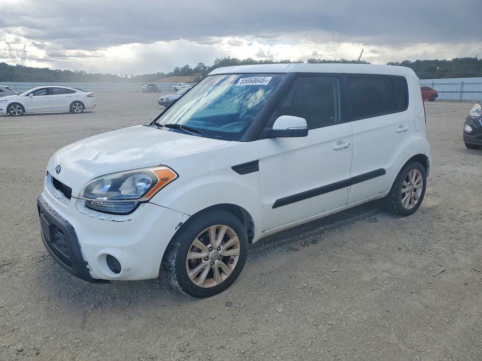 55068646 :رقم المزاد ، KNDJT2A6XC7466573 vin ، 2012 Kia Soul مزاد بيع