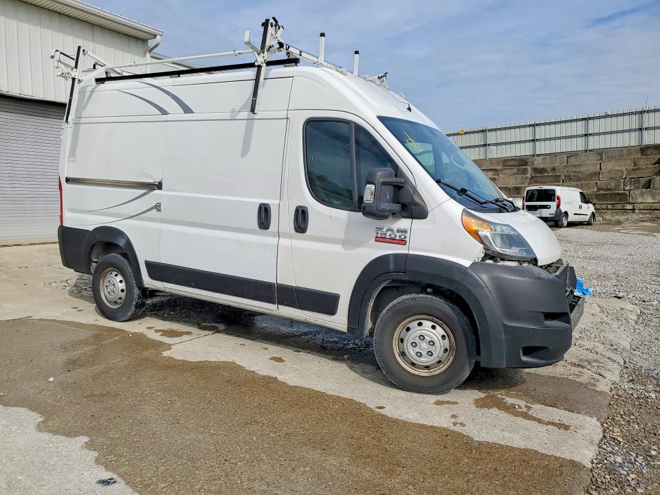 49318546 :رقم المزاد ، 3C6TRVBGXKE549992 vin ، 2019 Ram Promaster 1500 مزاد بيع